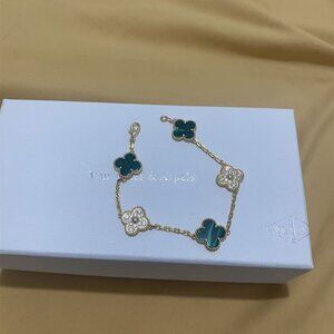 Van Cleef & Arpels  Bracelet